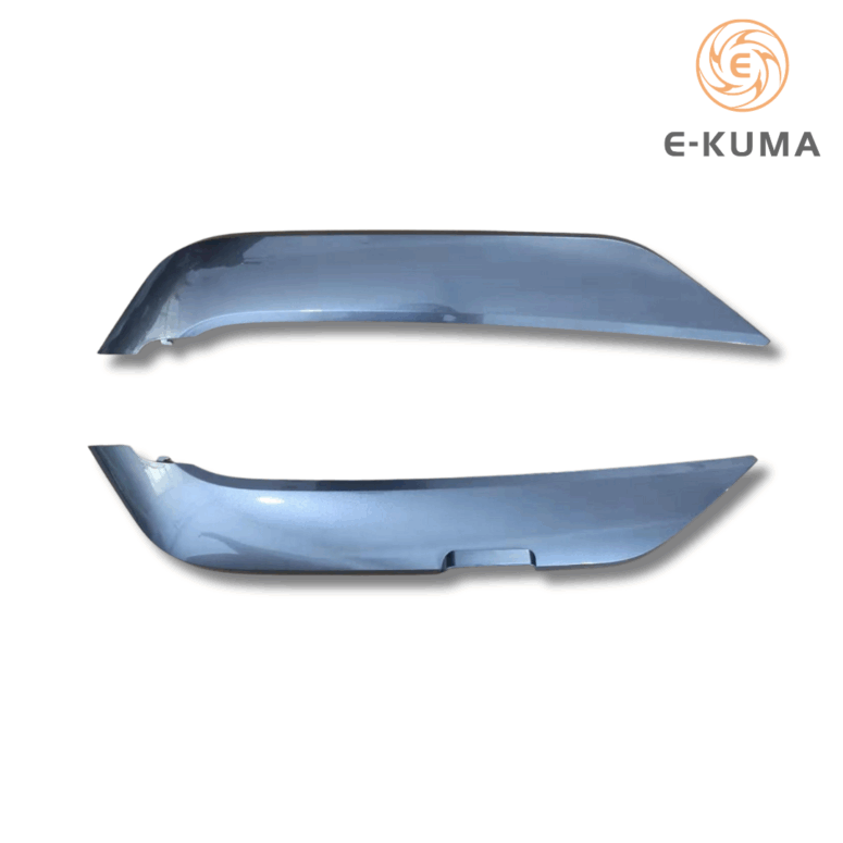 Seitenverkleidung unter Fußablage